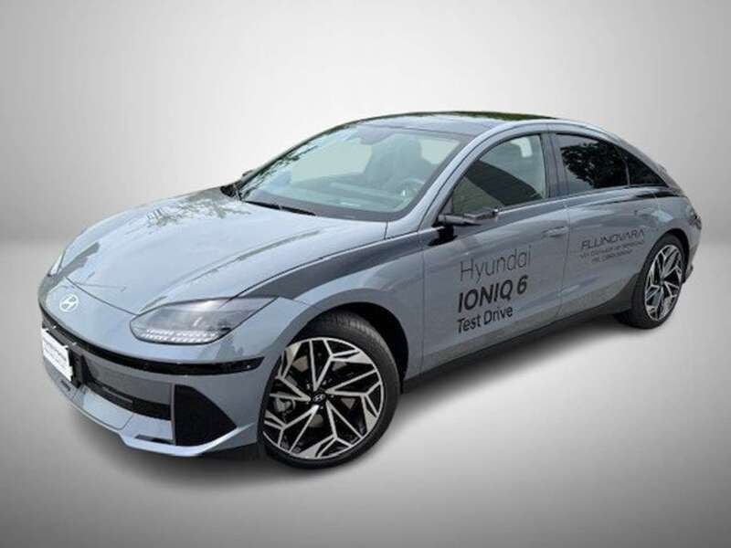 Transmission blue pearl Usata 2024 Hyundai Ioniq 6 Tre volumi | 43.900 € (Buon prezzo) - Immagine 1/4