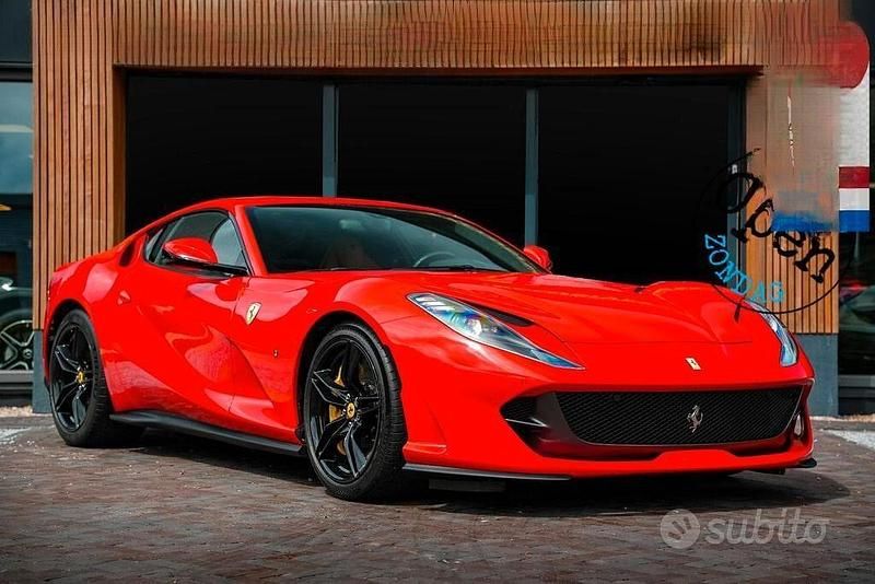Usata 2019 Ferrari 812 | 275.000 € (Buon prezzo) - Immagine 1/4