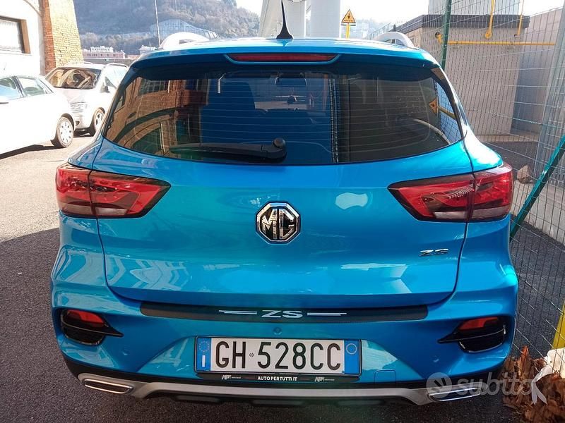 Usata MG ZS Comfort 106 CV (77 kW) 2021 Blu SUV