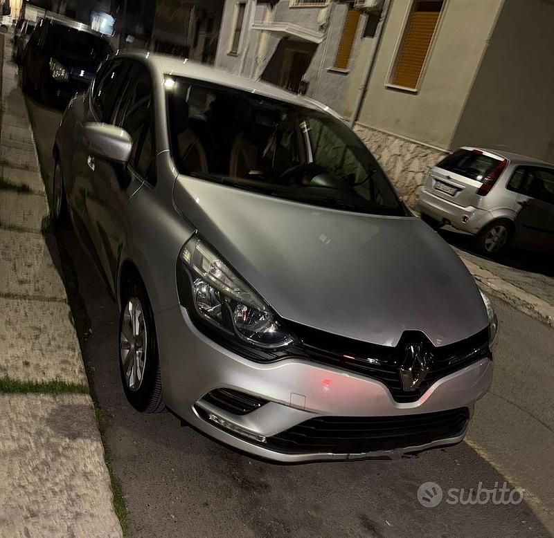 Usata Renault Clio IV 2019 Grigio Berlina