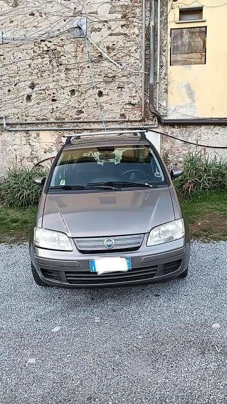 Usata Fiat Idea 95 CV (69 kW) 2006 Monovolume