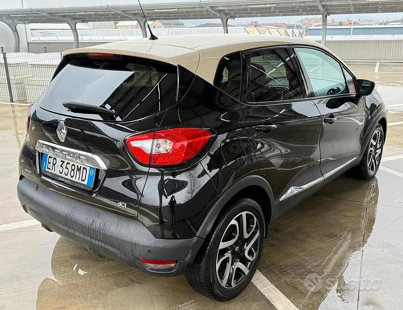 Usata Renault Captur 115 CV (84 kW) 2013 Nero SUV