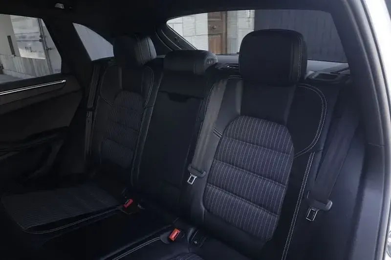 Usata Porsche Macan 265 CV (194 kW) 2023 Bianco SUV