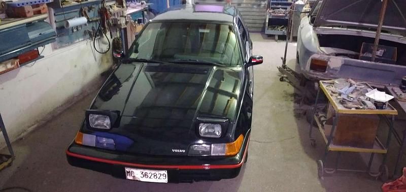 Usata Volvo 480 102 CV (75 kW) 1992 Coupé