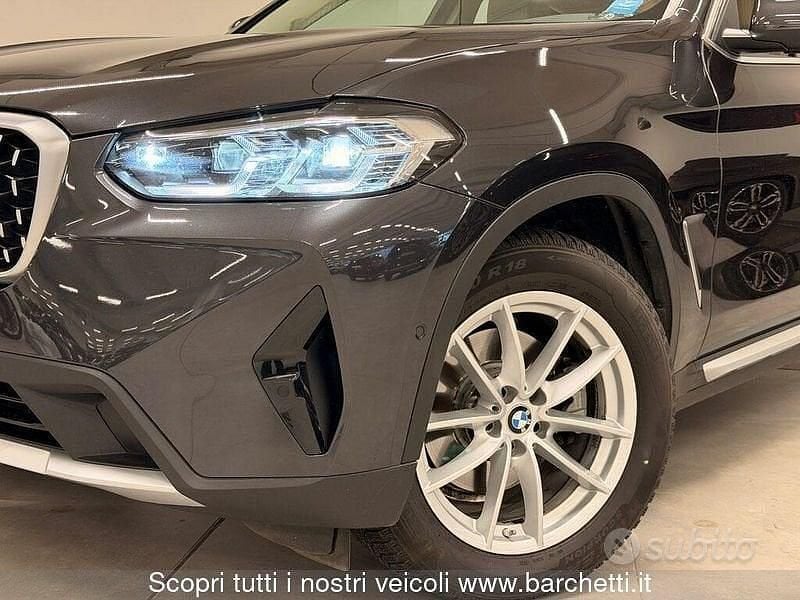 Usado BMW X4 Comfort Edition 190 HP (139 kW) 2023 Cinzento SUV