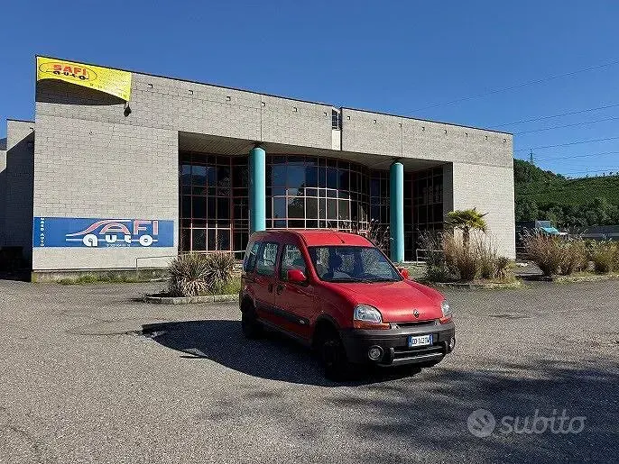 Usado Renault Kangoo Authentique 82 CV (60 kW) 2003 Rojo Monovolumen