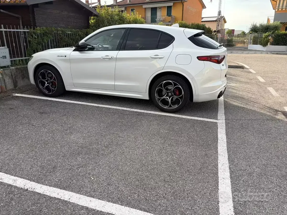 Usata Alfa Romeo Stelvio Ti 209 CV (153 kW) 2021 Bianco SUV