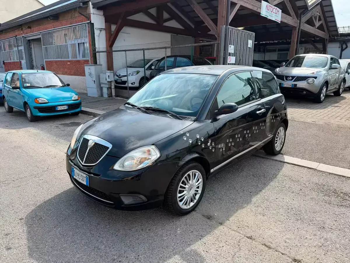 Usata Lancia Ypsilon 60 CV (44 kW) 2007 Utilitaria