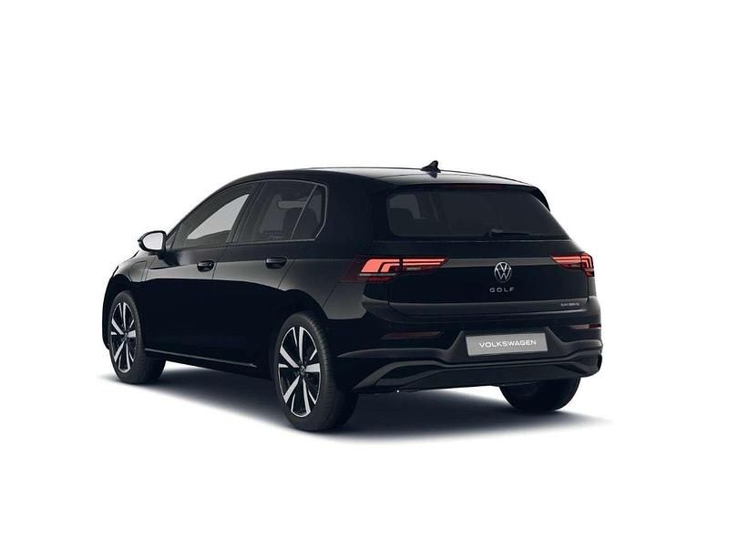 Usata VW Golf VIII Edition 204 CV (150 kW) 2025 Grenadill black metallizzato Berlina