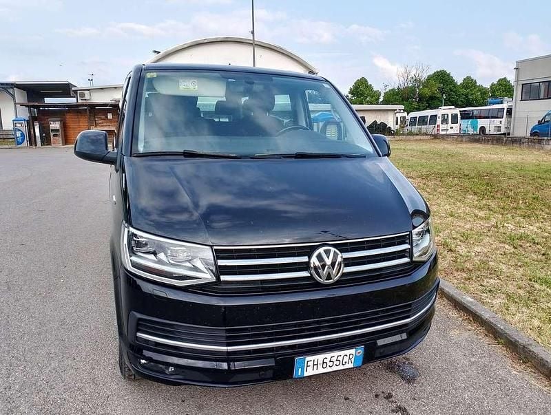 Usata VW Multivan 150 CV (110 kW) 2017 Nero Furgone