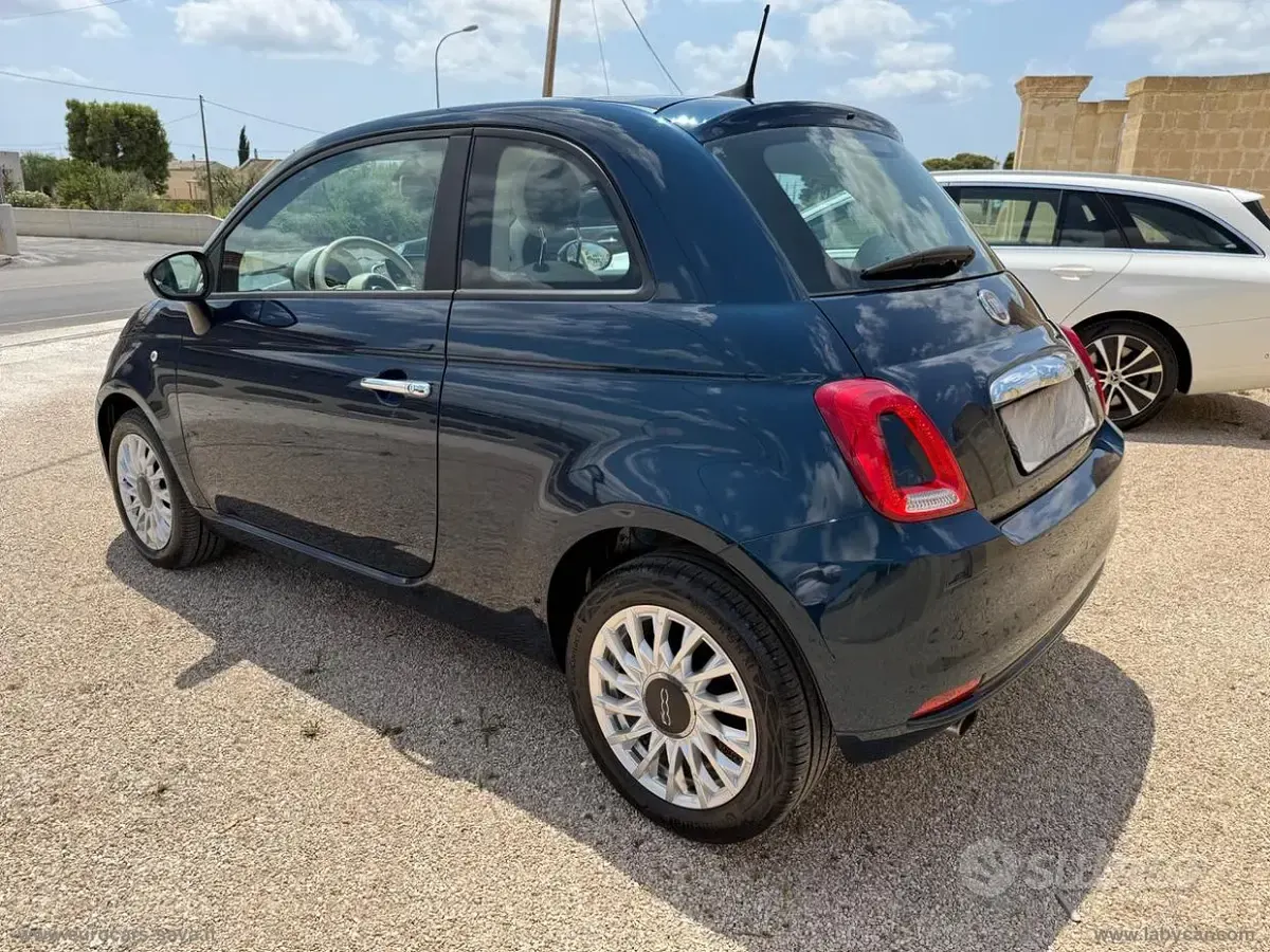Usata Fiat 500 Lounge 70 CV (51 kW) 2021 Bluazzurro Berlina