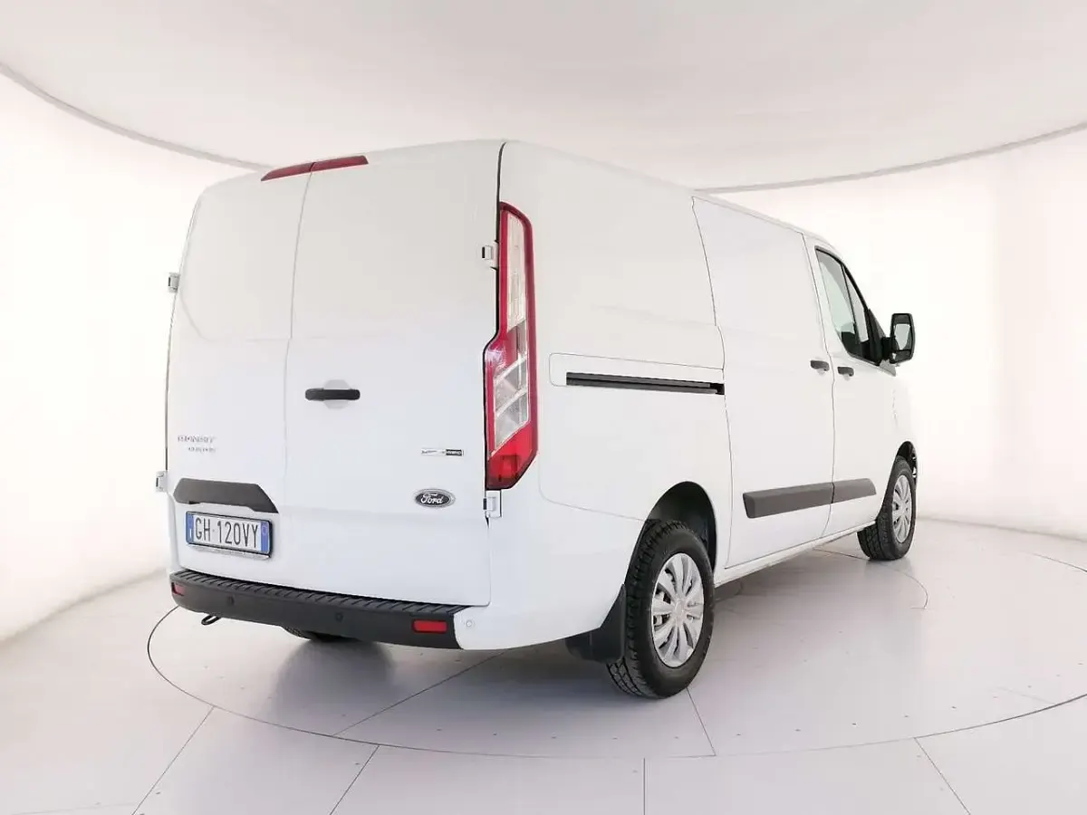 Usata Ford Transit Custom Trend 131 CV (96 kW) 2021 Bianco Furgone