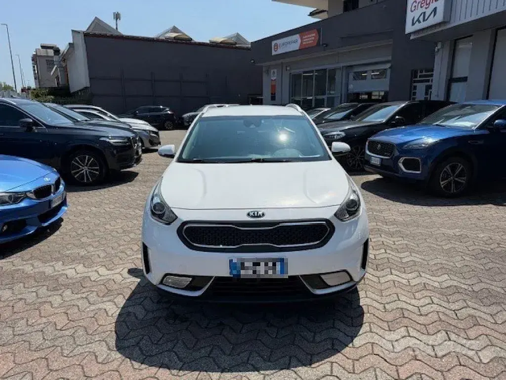 Usata Kia Niro Style 105 CV (77 kW) 2017 Bianco SUV