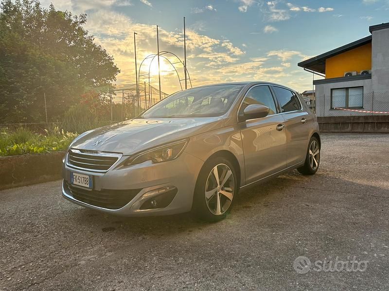 Usata Peugeot 308 131 CV (96 kW) 2017 Grigio Berlina
