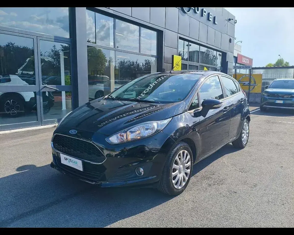 Usata Ford Fiesta 84 CV (61 kW) 2017 Utilitaria