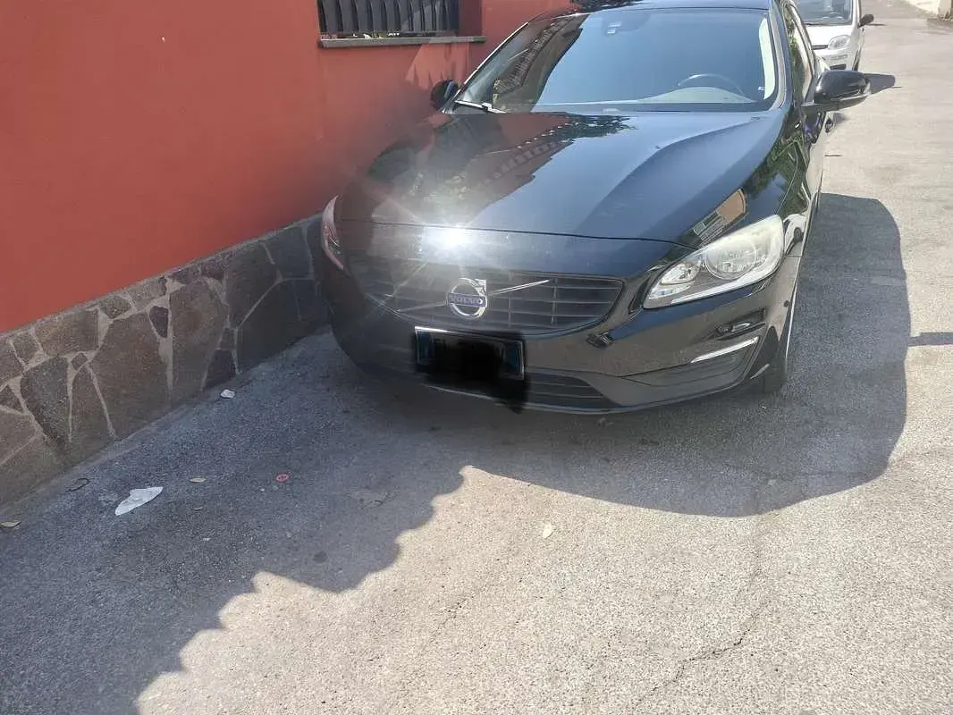 Usata Volvo V60 150 CV (110 kW) 2017 Station wagon