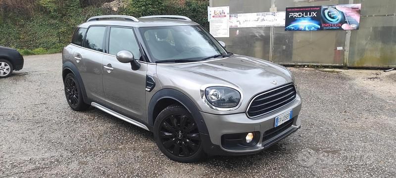 Usata Mini Cooper D Countryman 115 CV (84 kW) 2018 Grigio SUV