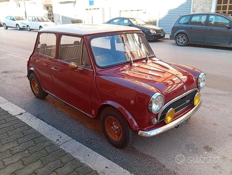 Usata Mini 1000 1970 Rosso Utilitaria