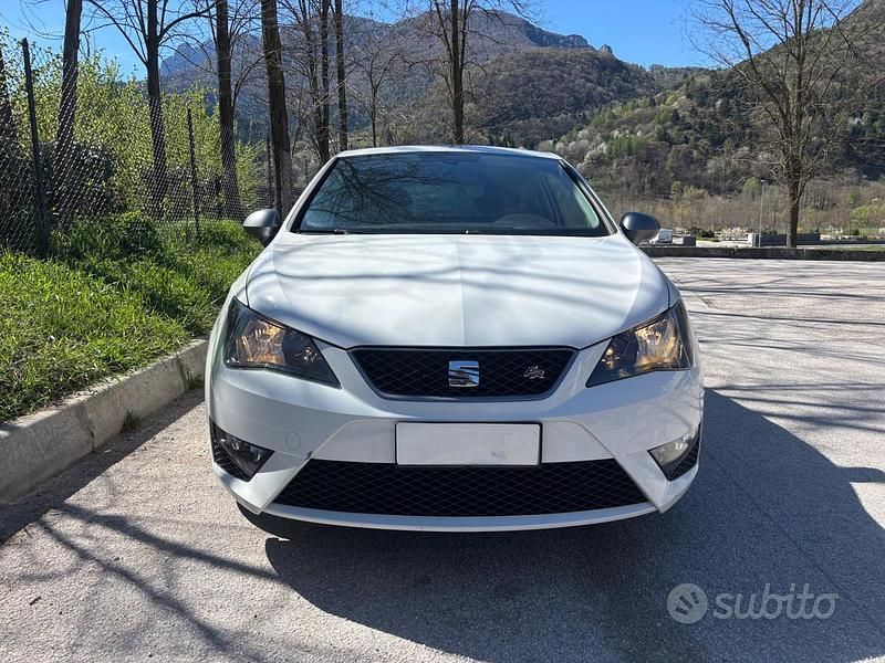 Usata Seat Ibiza FR 105 CV (77 kW) 2015 Bianco Berlina