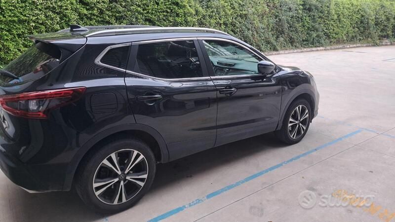 Usata Nissan Qashqai 110 CV (80 kW) 2017 Nero SUV