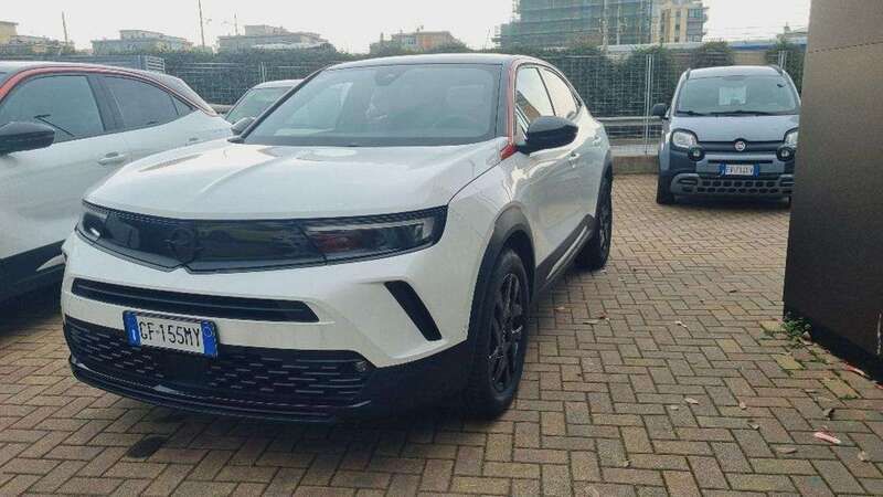 Usata Opel Mokka GS Line 101 CV (74 kW) 2022 Bianco SUV