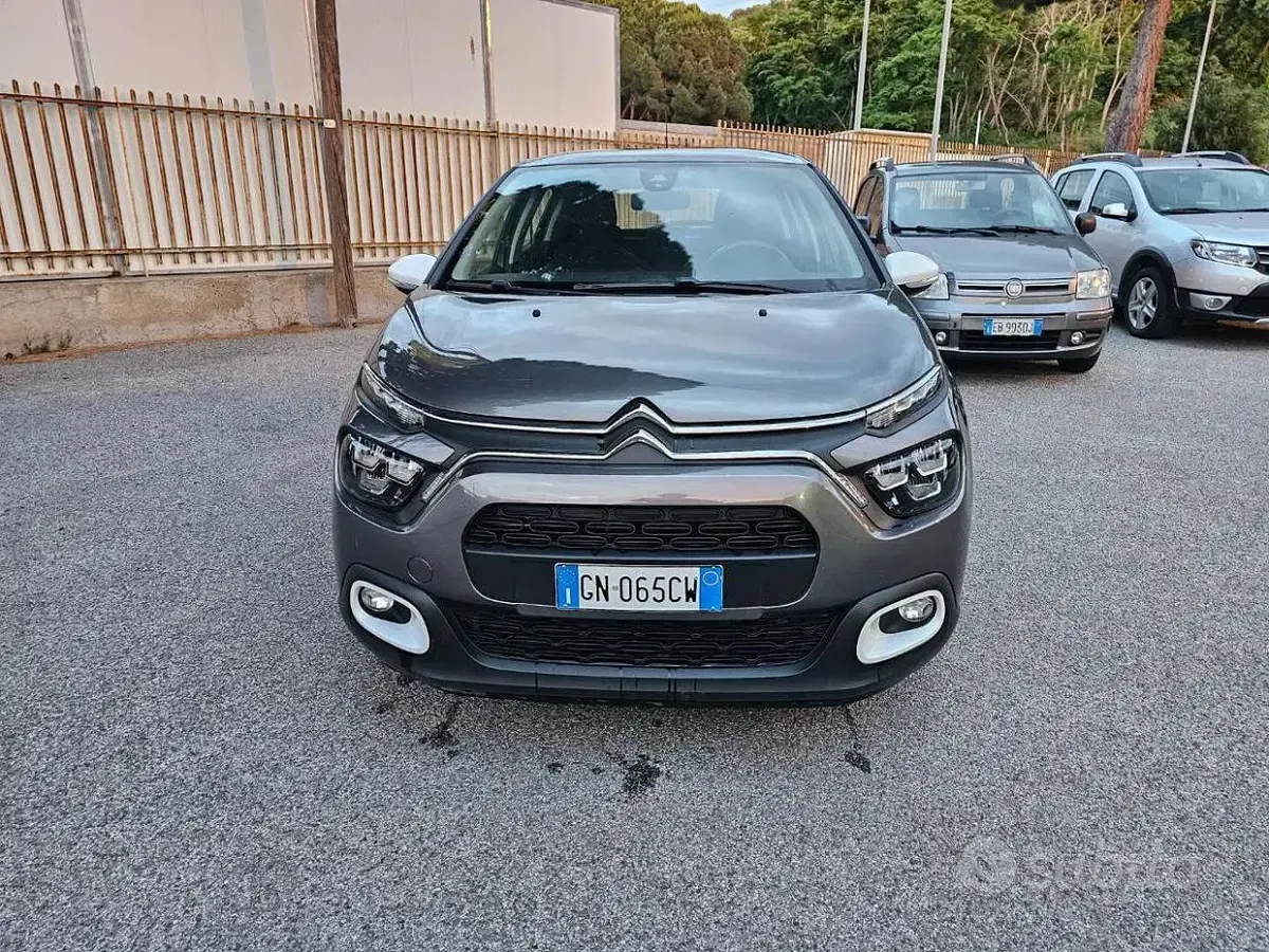 Usata Citroën C3 83 CV (61 kW) 2023 Grigio Utilitaria