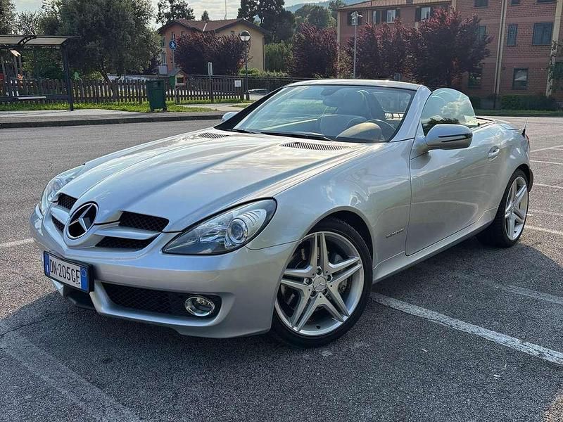 Usata Mercedes SLK200 184 CV (135 kW) 2008 Argento Cabrio