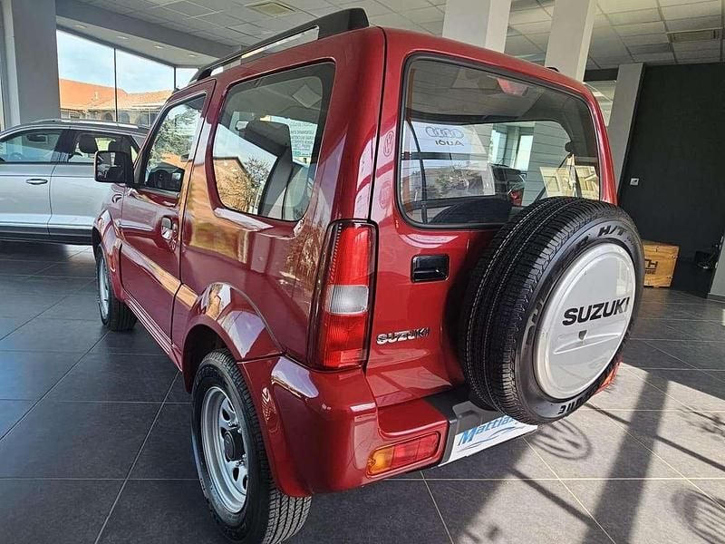 Usata Suzuki Jimny 86 CV (63 kW) 2014 Rosso SUV