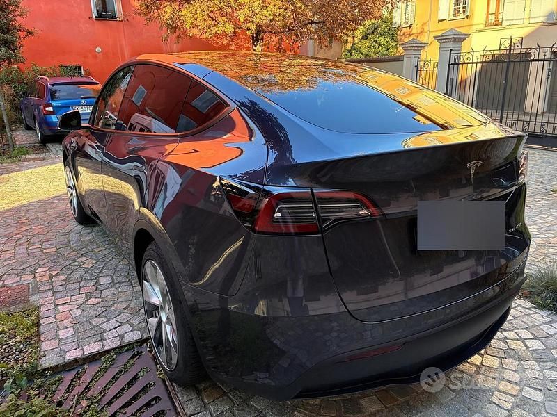 Occasion Tesla Model Y Long Range AWD 378 kW (514 ch) 2022 Gris SUV