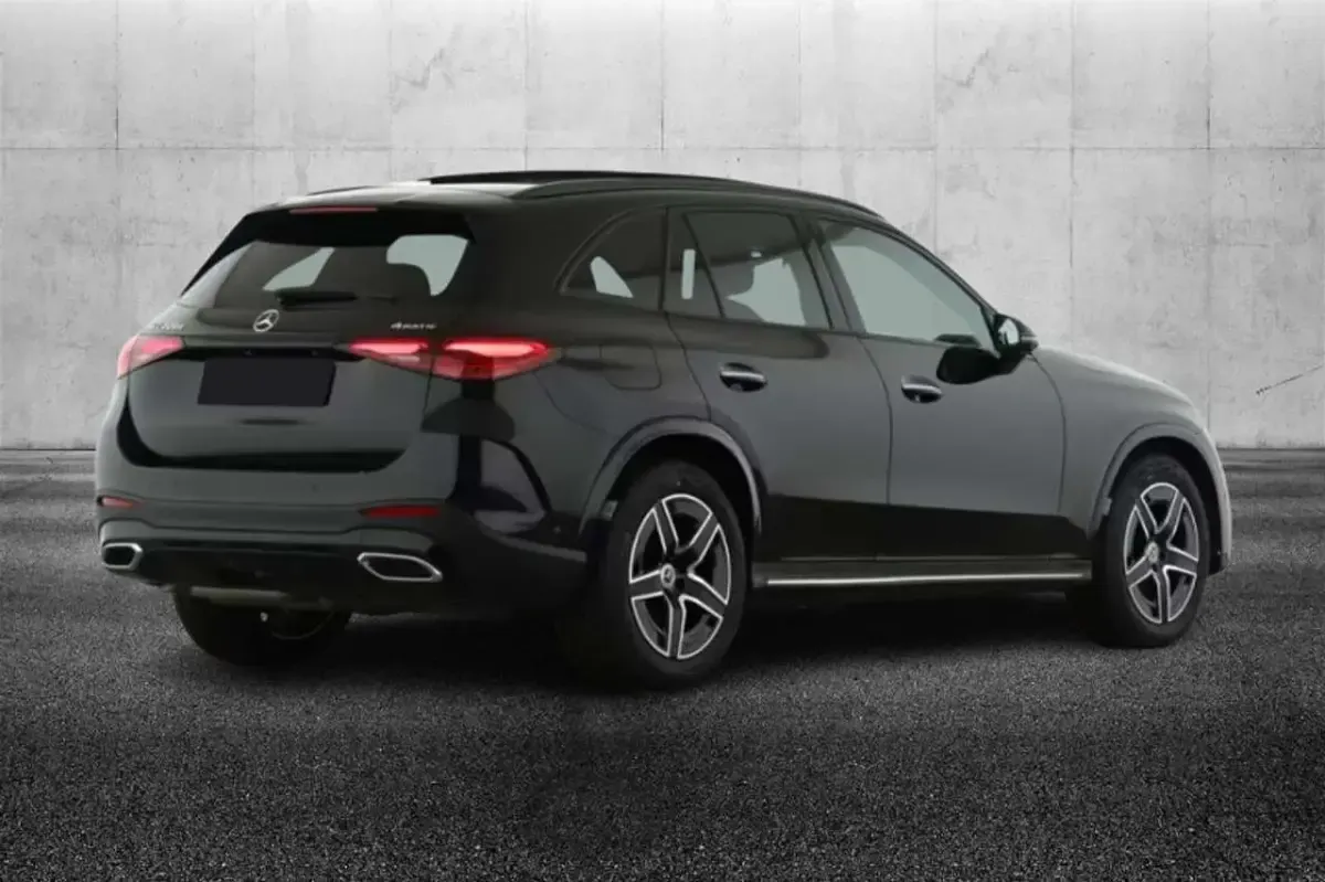 Usata Mercedes GLC220 AMG Line Premium 197 CV (144 kW) 2024 Nero SUV