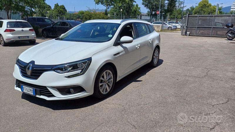 Bianco Usata 2019 Renault Mégane GrandTour Station wagon | 10.999 € (Buon prezzo) - Immagine 1/4