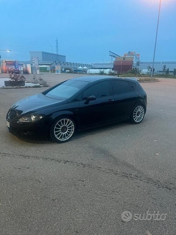 Usata Seat Leon 140 CV (102 kW) 2006 Berlina