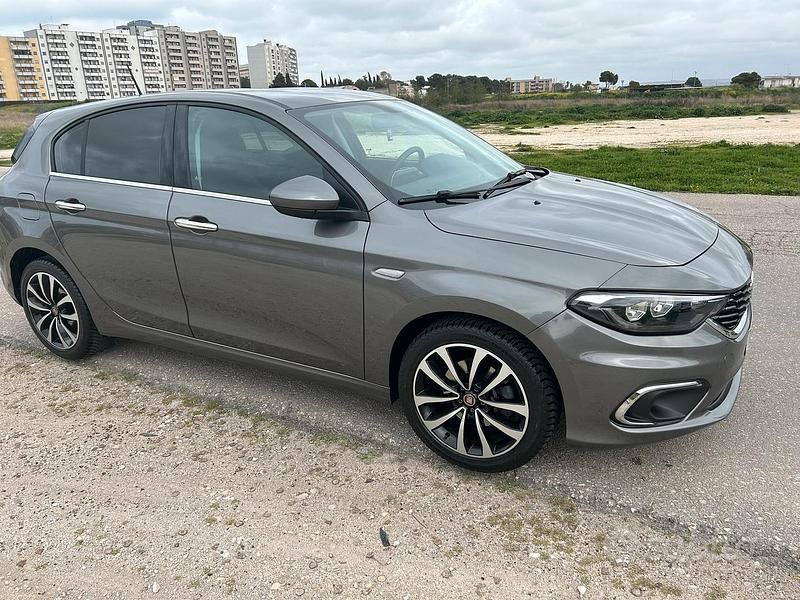 Usata Fiat Tipo Business 95 CV (69 kW) 2018 Grigio Berlina