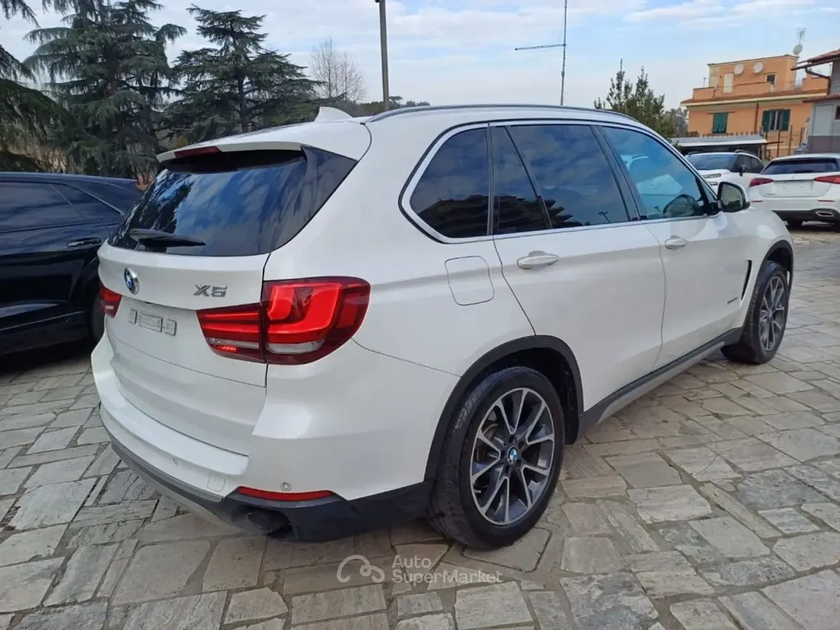 Usata BMW X5 231 CV (169 kW) 2016 Bianco SUV