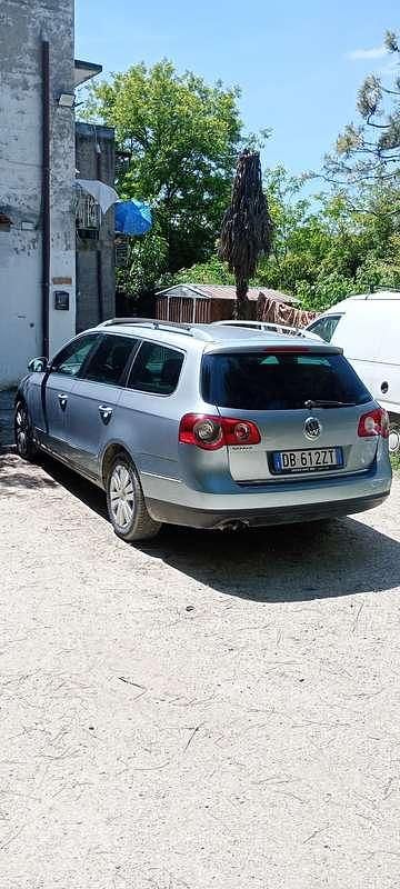 Usata VW Passat Sportline 140 CV (102 kW) 2006 Station wagon