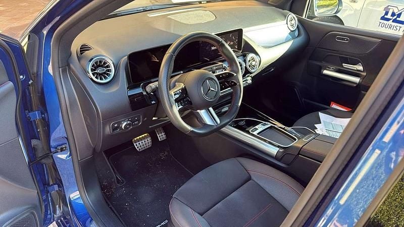 Usata Mercedes B180 Premium 116 CV (85 kW) 2024 Utilitaria