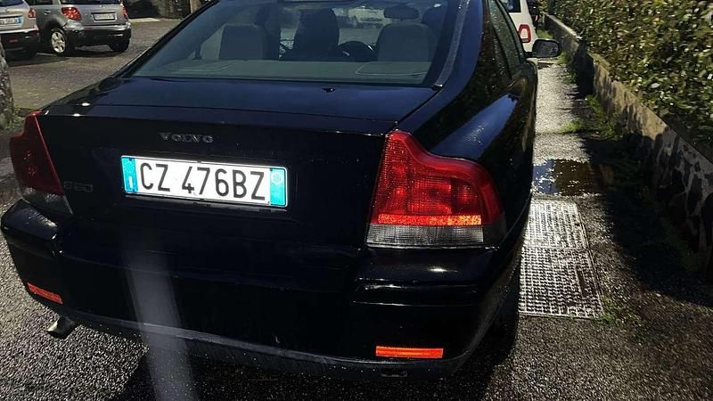 Usata Volvo S60 Kinetic 125 CV (91 kW) 2005 Berlina