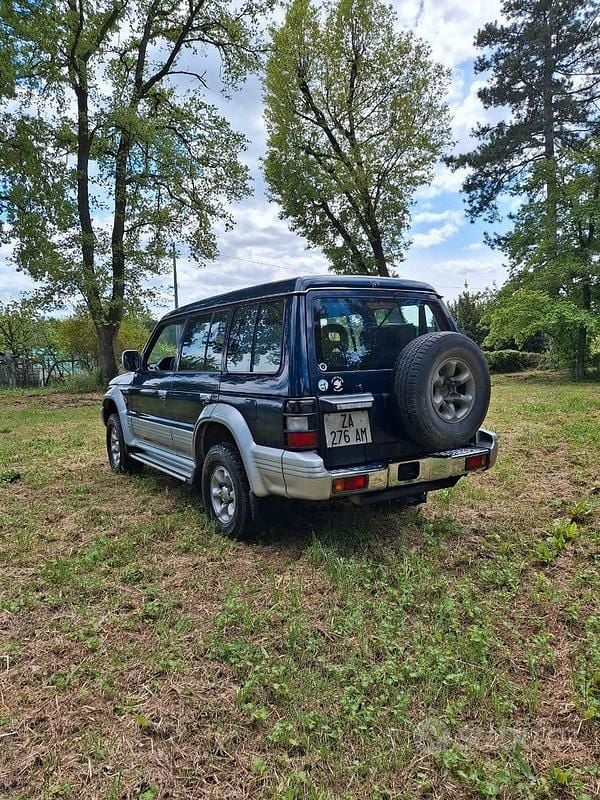 Usata Mitsubishi Pajero 1997 Blu SUV