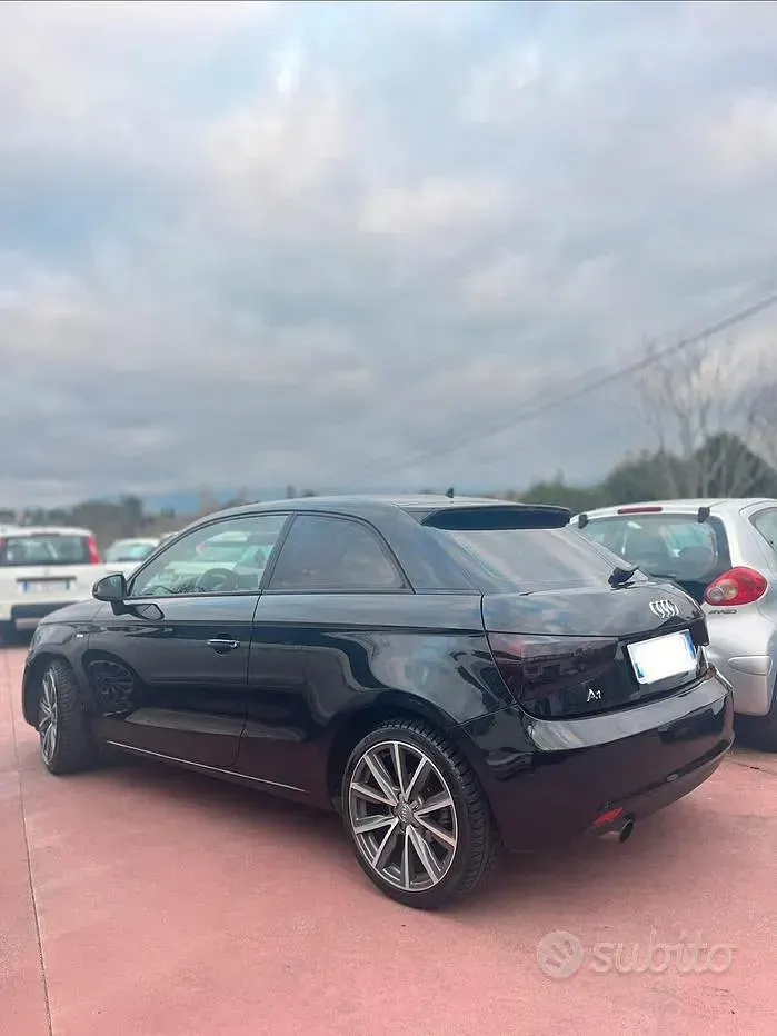 Usata Audi A1 Ambition 86 CV (63 kW) 2012 Nero Utilitaria