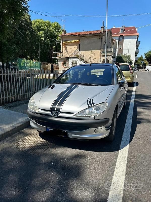 Usata Peugeot 206 2002 Berlina