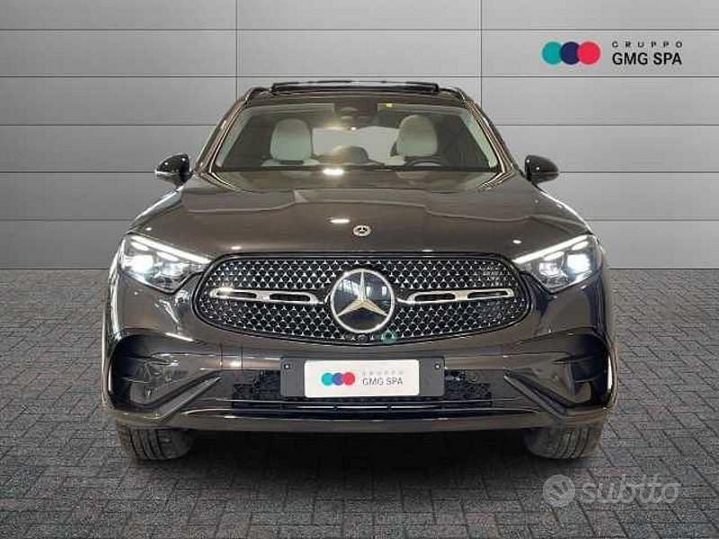 Usata Mercedes GLC300 Advanced 333 CV (244 kW) 2023 Grigio SUV