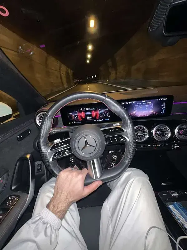 Usata Mercedes CLA220 190 CV (139 kW) 2024 Berlina