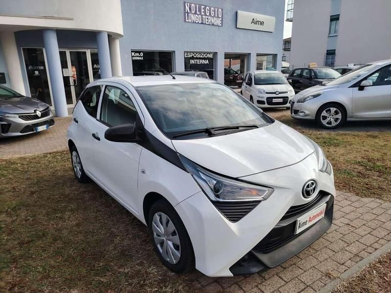 Bianco Usata 2021 Toyota Aygo Connect Style Due volumi | 12.490 € (Cara) - Immagine 1/4