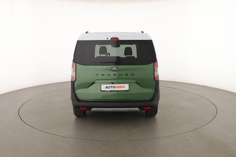 Käytetty Ford Tourneo Courier Active 125 HP (91 kW) 2024 Vihreä Tila-auto