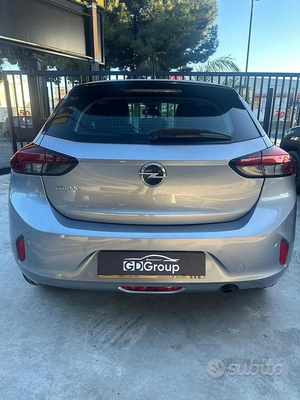 Usata Opel Corsa GS Line 100 CV (73 kW) 2021 Grigio Utilitaria