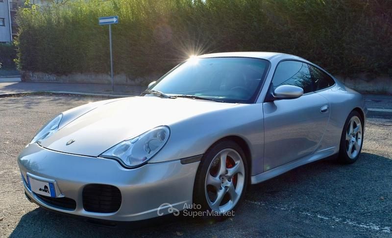 Usata Porsche 911 Carrera 4S 321 CV (236 kW) 2003 Argento Coupé