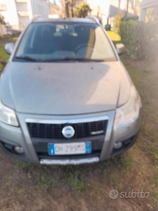 Usata Fiat Sedici 2007 Grigio SUV