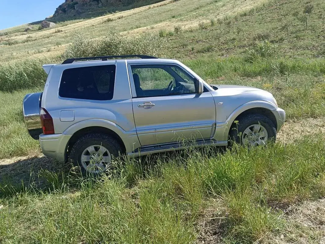 Usata Mitsubishi Pajero 116 CV (85 kW) 2005 Grigio SUV