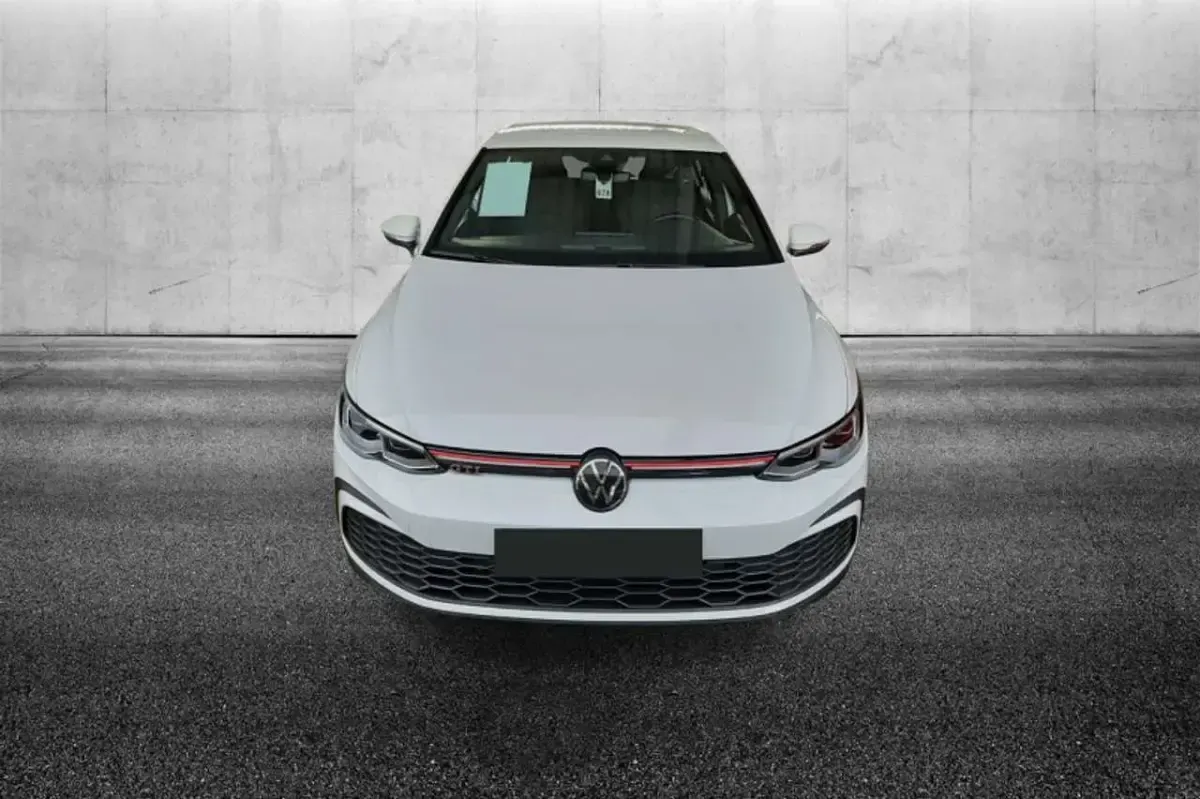 Usata VW Golf GTI 245 CV (180 kW) 2022 Bianco Monovolume