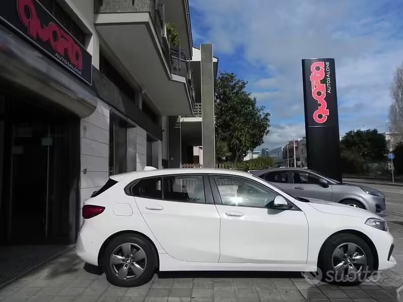 Brugt BMW 118 Advantage 150 HK (110 kW) 2021 Hvid Hatchback